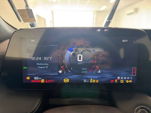 New 2026 Chevrolet Equinox LT w/ Safety and Technology Package FWD image 15