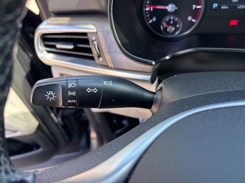 Used 2022 Kia Telluride EX w/ EX Premium Package image 18