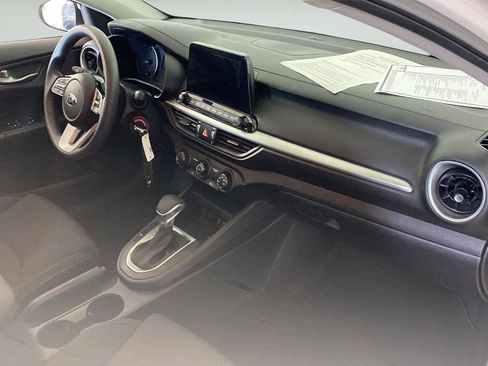 Used 2020 Kia Forte LXS FWD image 37