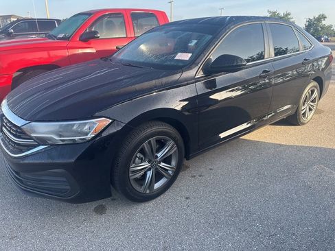 Used 2024 Volkswagen Jetta SE image 7