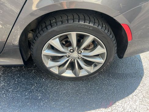 Used 2017 Chrysler 200 S w/ Comfort Group AWD/4WD image 22
