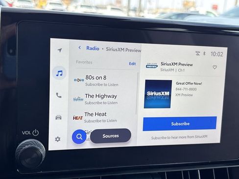 Used 2024 Toyota RAV4 XLE image 27