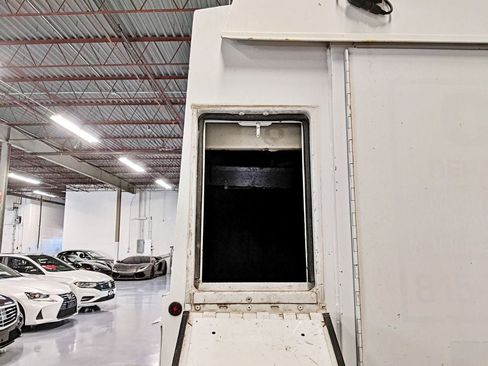 Used 2015 Ford Transit 350 138 DRW w/ Interior Upgrade Package image 38