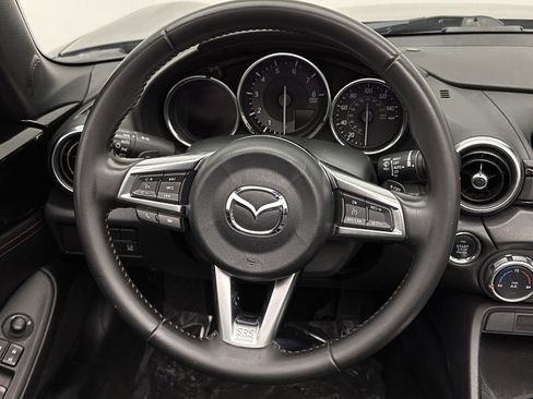 Used 2018 MAZDA MX-5 Miata Grand Touring image 25