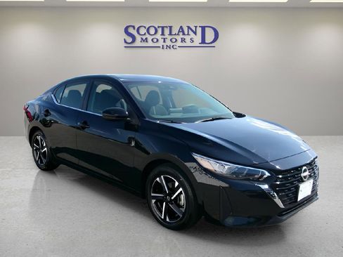 Used 2024 Nissan Sentra SV image 4