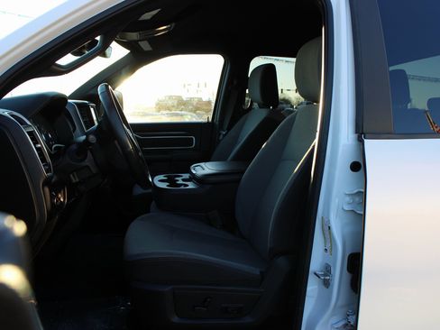 Used 2024 RAM 2500 Big Horn image 11