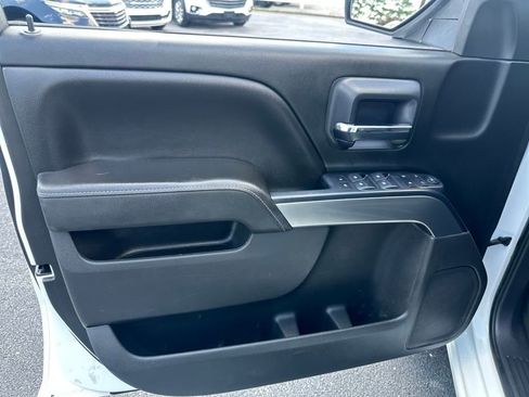 Used 2018 Chevrolet Silverado 1500 LT w/ LT Eassist Package image 12