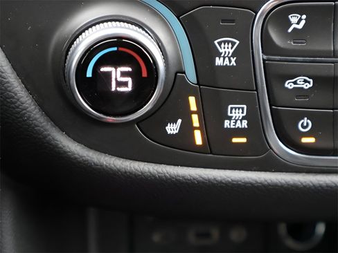 Used 2022 Chevrolet Equinox RS w/ RS Leather Package image 28