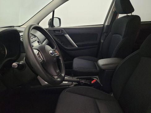 Used 2014 Subaru Forester 2.5i Premium w/ All-Weather Package AWD/4WD image 17