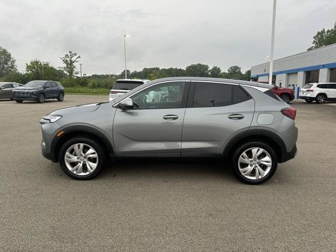 Used 2025 Buick Encore GX Preferred AWD/4WD image 4