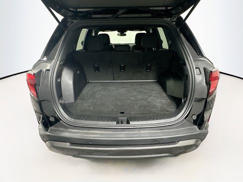 Used 2025 GMC Terrain Elevation image 30