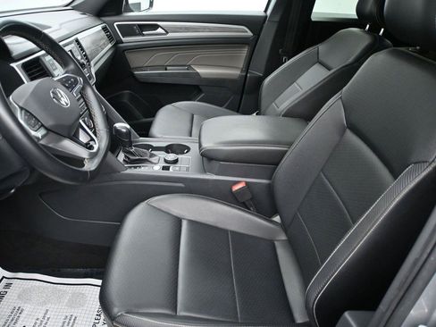 Used 2022 Volkswagen Atlas Cross Sport SE AWD/4WD image 9