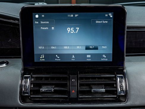 Used 2019 Lincoln Navigator Reserve w/ Cargo Package image 20