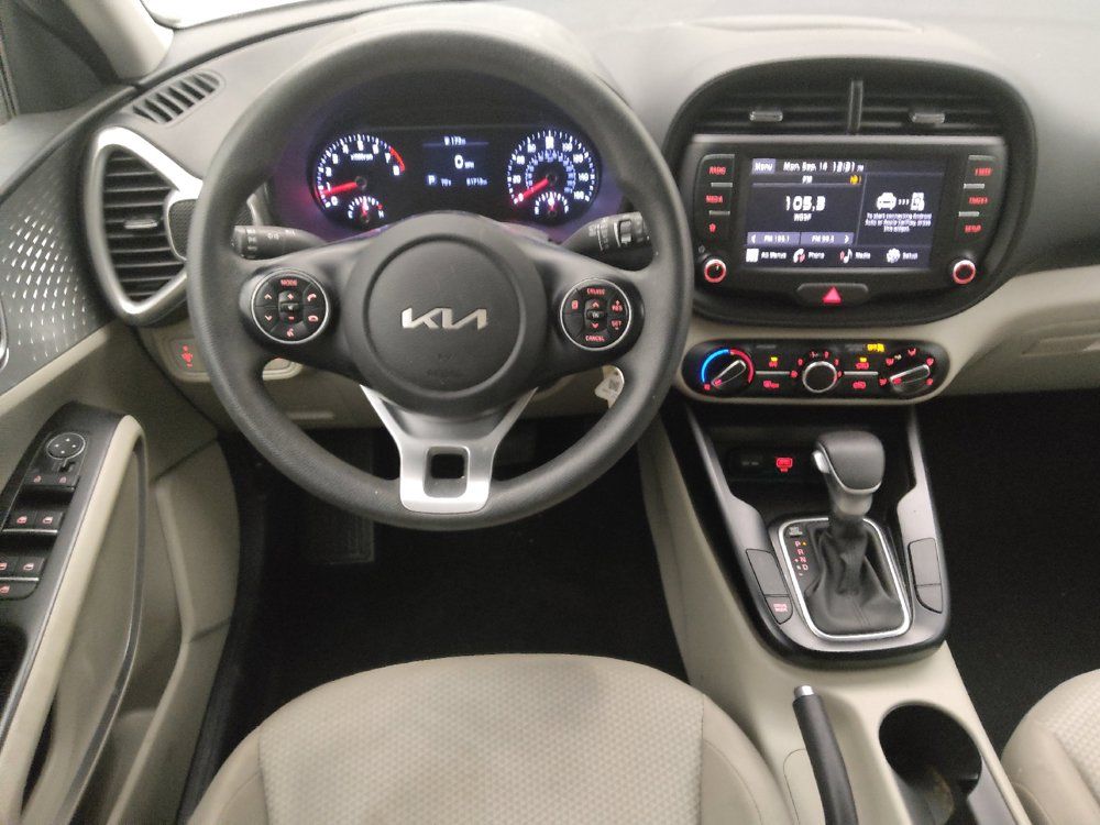 Used 2022 Kia Soul LX FWD image 22