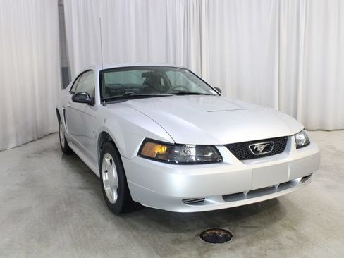 Used 2003 Ford Mustang Coupe RWD image 31