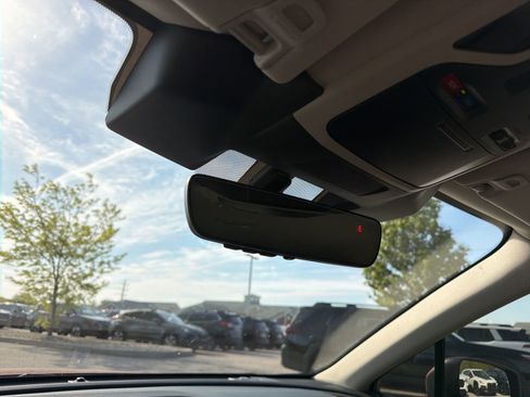 Certified 2025 Subaru Legacy Premium AWD/4WD image 14