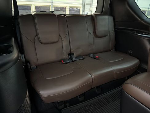 Used 2023 Nissan Armada Platinum w/ Captain's Chairs Package image 18