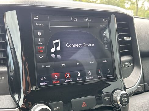 Used 2019 RAM 1500 Big Horn AWD/4WD image 15
