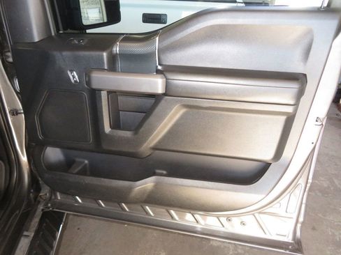 Used 2018 Ford F150 XLT w/ Equipment Group 302A Luxury image 29