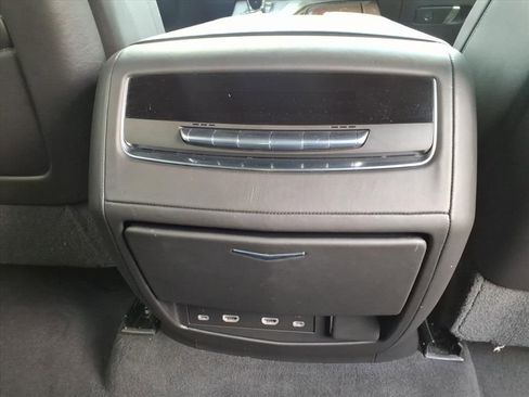 Used 2021 Cadillac Escalade Sport Platinum AWD/4WD image 15