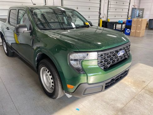 Used 2025 Ford Maverick XL FWD image 1