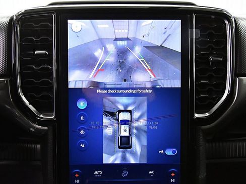 New 2025 Ford Ranger XLT w/ Equipment Group 301A High image 28