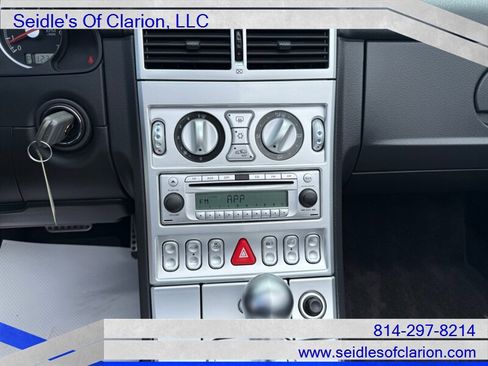 Used 2007 Chrysler Crossfire Convertible w/ Special Edition Group RWD image 17