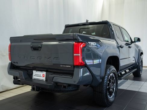 Used 2025 Toyota Tacoma TRD Off-Road w/ TRD Off Road Upgrade Package AWD/4WD image 4