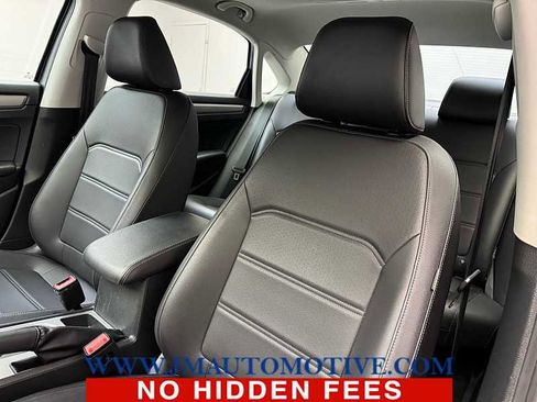 Used 2021 Volkswagen Passat 2.0T SE image 14