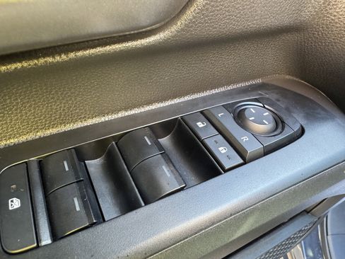 Used 2024 Toyota Tacoma TRD Off-Road w/ TRD Off Road Upgrade Package image 10