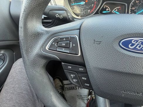 Certified 2018 Ford Escape SE w/ SE Sync 3 Package FWD image 21