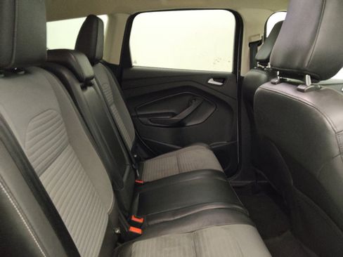 Used 2018 Ford Escape SE w/ SE Sport Appearance Package FWD image 19