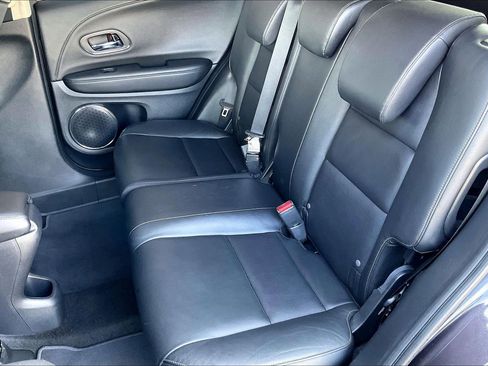 Used 2018 Honda HR-V EX-L image 17