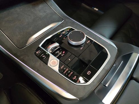 New 2026 BMW X5 xDrive40i w/ M Sport Package image 38