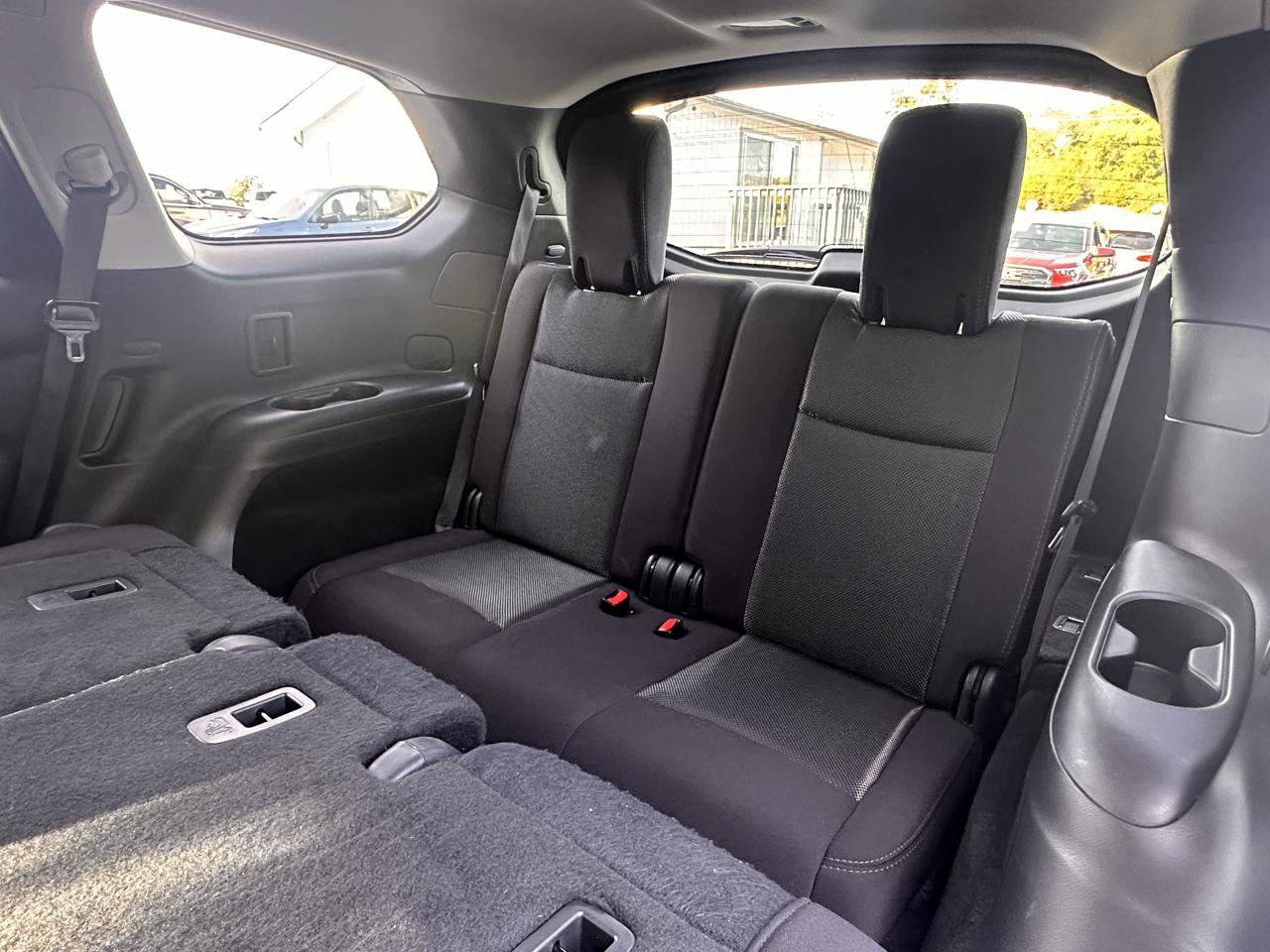 Used 2019 Nissan Pathfinder S FWD image 31