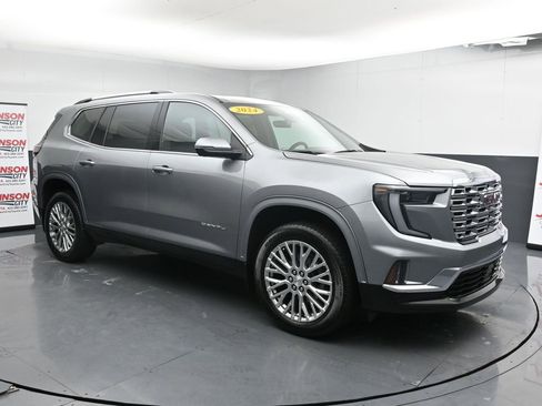 Used 2024 GMC Acadia Denali w/ LPO, Roadside Safety Package image 2