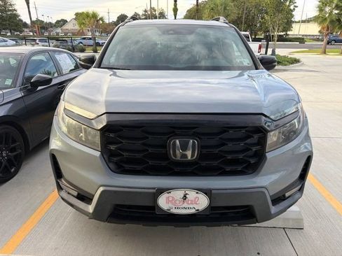 Used 2023 Honda Passport Elite image 2