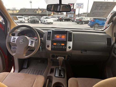 Used 2019 Nissan Frontier SV w/ Value Truck Package image 16