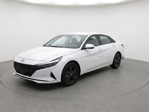 Used 2023 Hyundai Elantra Blue FWD image 1