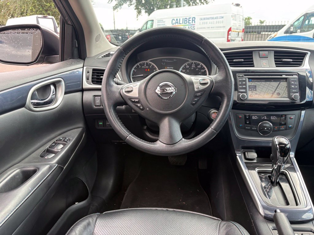 Used 2018 Nissan Sentra SR w/ Premium Package (P02) FWD image 6