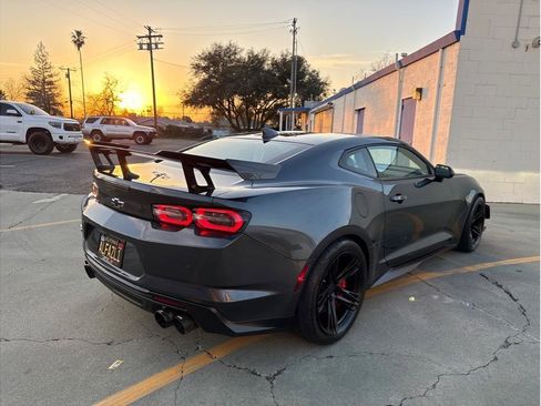 Used 2019 Chevrolet Camaro ZL1 image 7