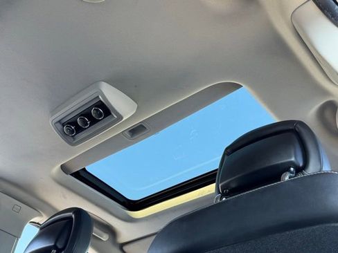 Used 2015 Dodge Journey Crossroad w/ Flexible Seating Group image 7