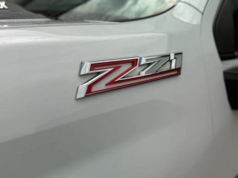Used 2020 Chevrolet Silverado 2500 LTZ w/ LTZ Premium Package AWD/4WD image 16