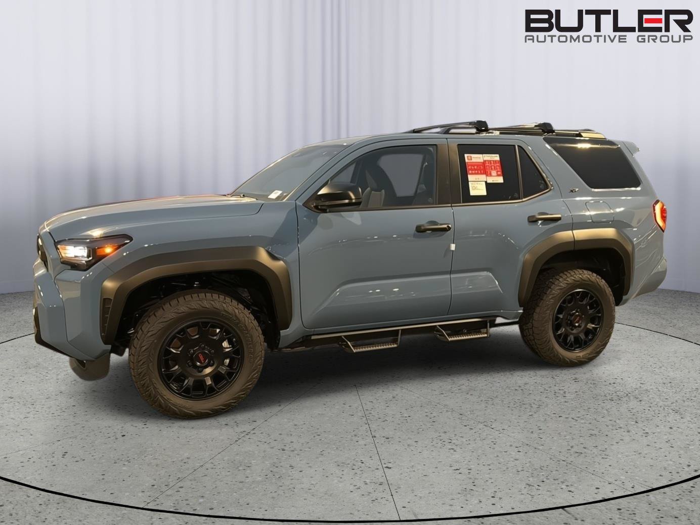 New 2026 Toyota 4Runner SR5 AWD/4WD image 3