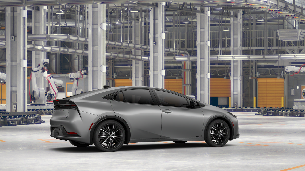 New 2027 Toyota Prius Limited AWD/4WD image 11