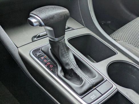 Used 2020 Kia Optima LX image 12