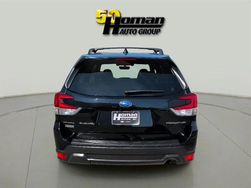 Used 2019 Subaru Forester Premium image 4