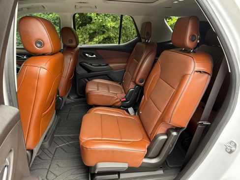 Used 2018 Chevrolet Traverse High Country w/ LPO, Floor Liner Package AWD/4WD image 16