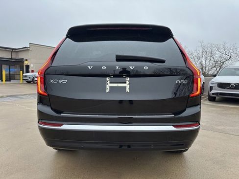 New 2026 Volvo XC90 B5 Core w/ Protection Package Premier image 6