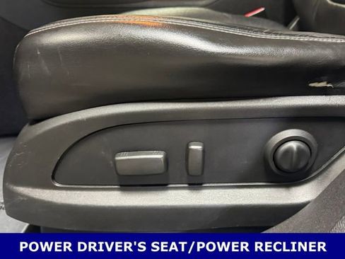 Used 2013 GMC Acadia SLT image 17